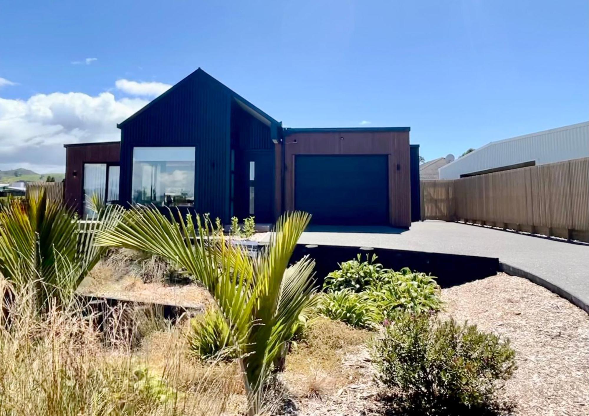 Sandy Palms - Home Away From Home Waihi Buitenkant foto